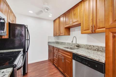 2035 Cornwall B, Boca Raton FL - photo 7 of 105