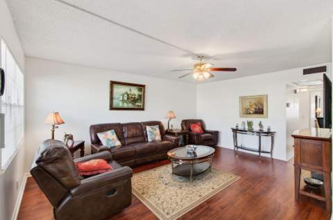 2035 Cornwall B, Boca Raton FL - photo 12 of 105