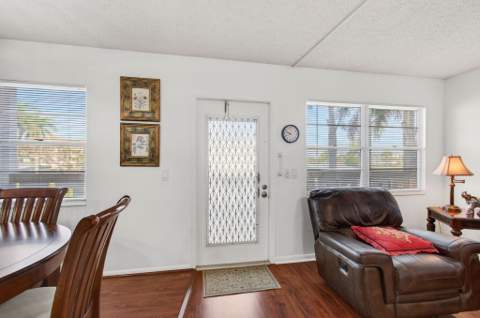 2035 Cornwall B, Boca Raton FL - photo 14 of 105