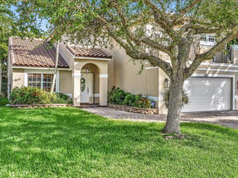 420 NW 188th Terrace, Pembroke Pines FL - photo 7 of 52