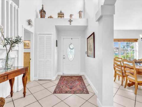 420 NW 188th Terrace, Pembroke Pines FL - photo 8 of 52