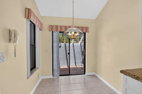 10884 Lake Front Place, Boca Raton FL - photo 14 of 78
