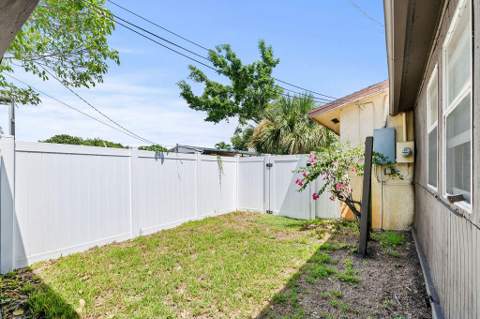 1102 Florence Road, Lantana FL - photo 17 of 17