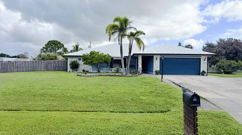 4 bedroom Single Family Residence at 757 SE Lighthouse Avenue, Port St Lucie Section 10, Port St. Lucie — photo 4