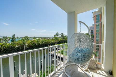 806 E Windward Way #424, Lantana FL - photo 19 of 48