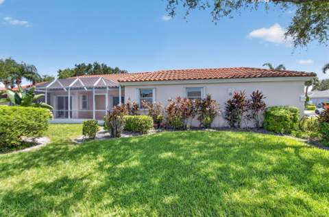 12663 Coral Lakes Drive, Boynton Beach FL - photo 9 of 97