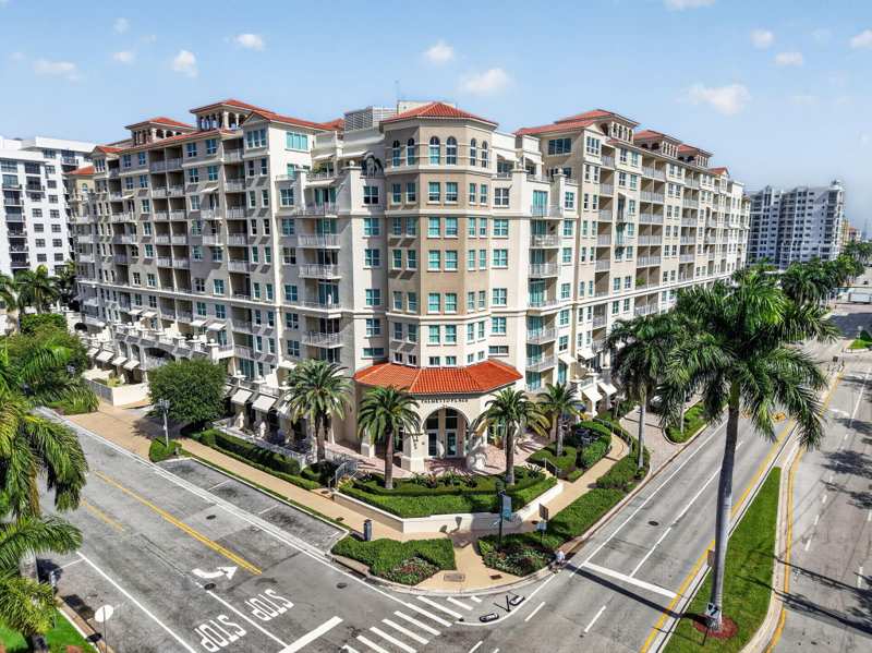 2 bedroom Condominium at 99 SE Mizner Boulevard #345, Palmetto Place Condo, Boca Raton — photo 1