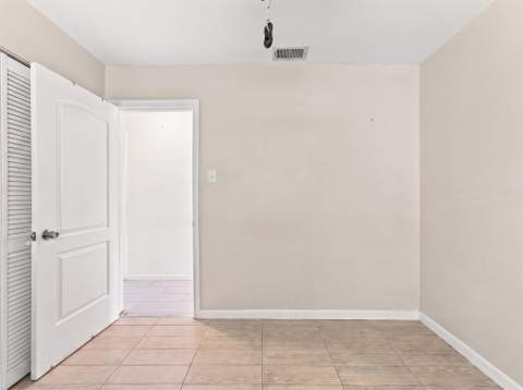 708 HILLCREST Boulevard, West Palm Beach FL - photo 21 of 31