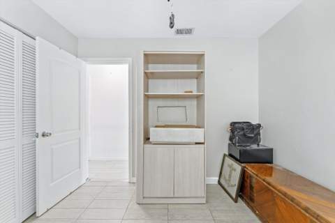 708 HILLCREST Boulevard, West Palm Beach FL - photo 23 of 31