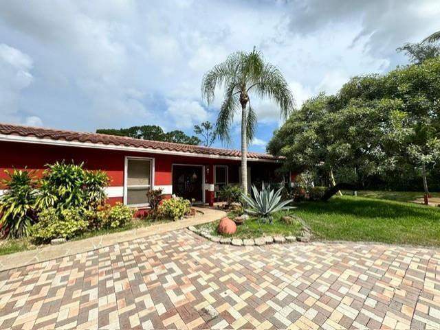 6 bedroom Single Family Residence at 5800 Pinetree Road, Fla Fruit Lands Co Sub No 2, Parkland — photo 3