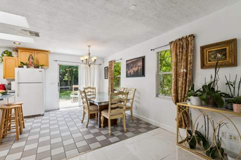 414 W Branch Street, Lantana FL - photo 13 of 39