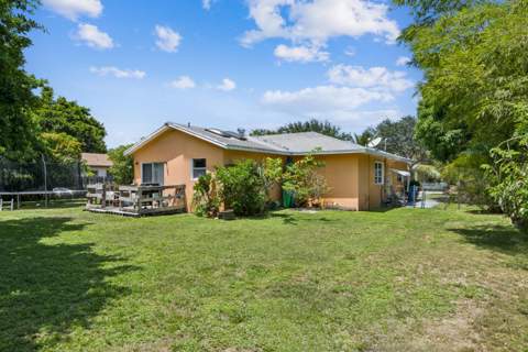 414 W Branch Street, Lantana FL - photo 23 of 39