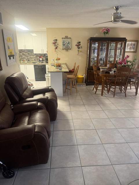 3526 La Palmas Court #A-1, Greenacres FL - photo 8 of 28