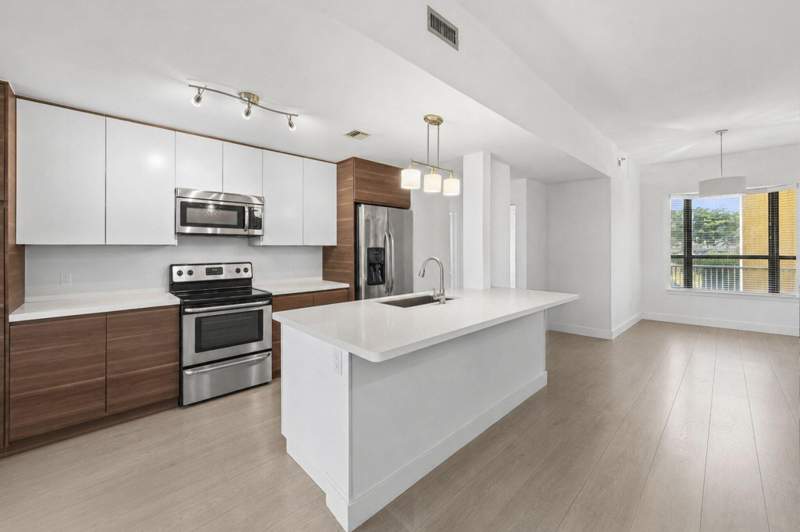 2 bedroom Condominium at 7535 La Paz Boulevard #209, La Paz At Boca Pointe, Boca Raton — photo 4