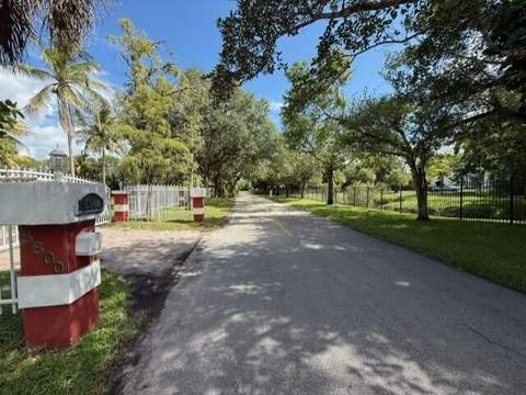 5800 Pinetree Road, Parkland FL - photo 22 of 25
