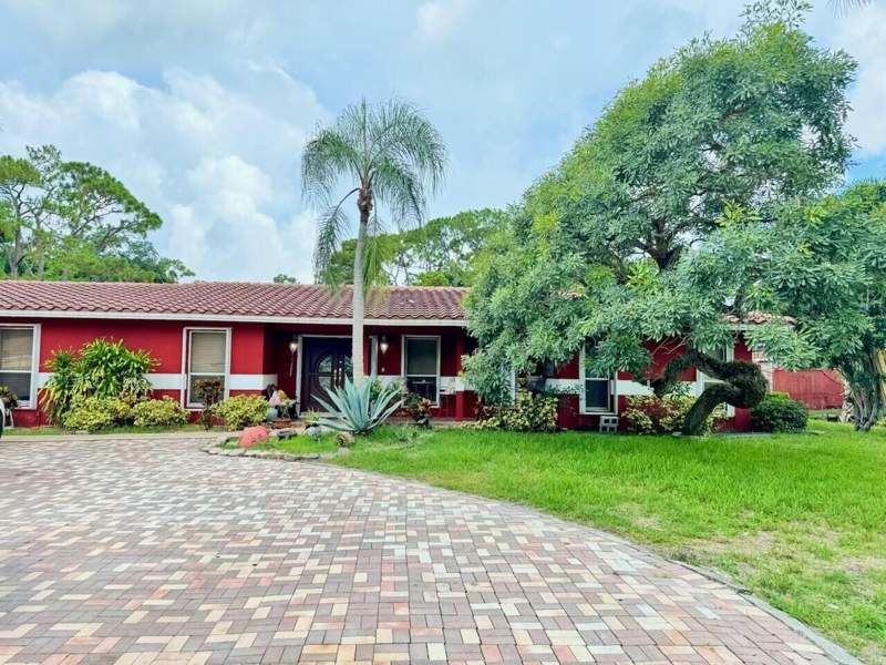6 bedroom Single Family Residence at 5800 Pinetree Road, Fla Fruit Lands Co Sub No 2, Parkland — photo 5