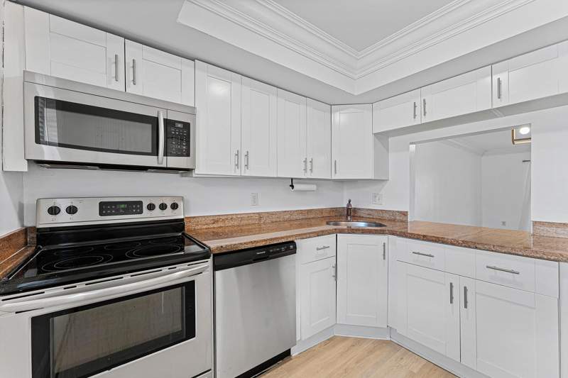 2 bedroom Condominium at 9200 SW 3rd Street #108, Sandalfoot Squire Condo, Boca Raton — photo 4