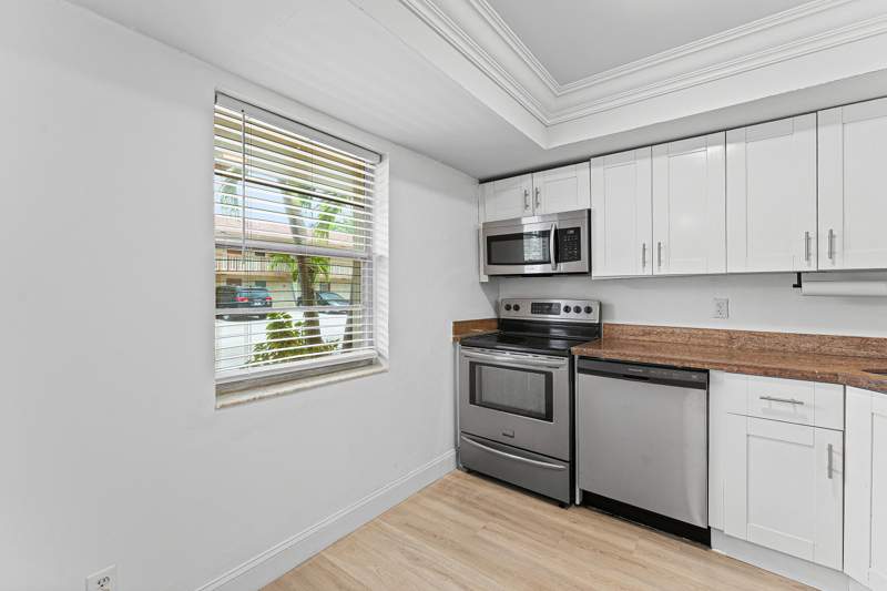 2 bedroom Condominium at 9200 SW 3rd Street #108, Sandalfoot Squire Condo, Boca Raton — photo 5