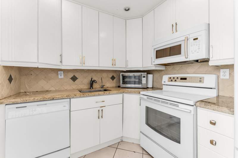 2 bedroom Condominium at 572 Flanders L #572, Kings Point Flanders Condos, Delray Beach — photo 2