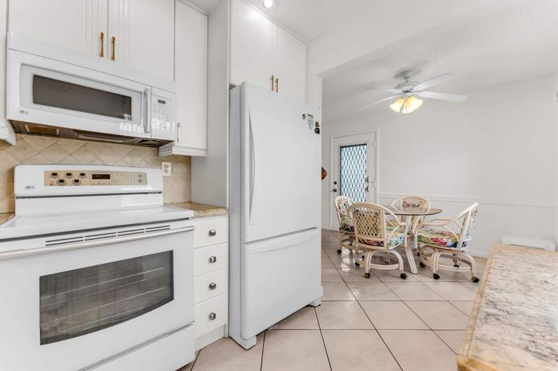 2 bedroom Condominium at 572 Flanders L #572, Kings Point Flanders Condos, Delray Beach — photo 4
