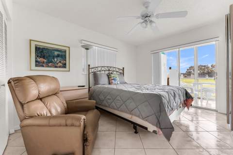 572 Flanders L #572, Delray Beach FL - photo 17 of 45