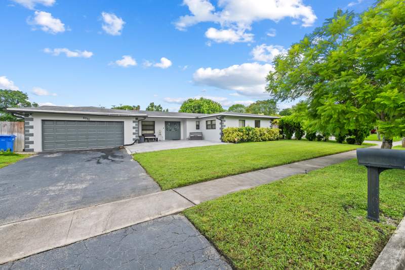 4 bedroom Single Family Residence at 6320 SW 4TH Place, KIMBERLY FOREST SEC 2, Margate — photo 5