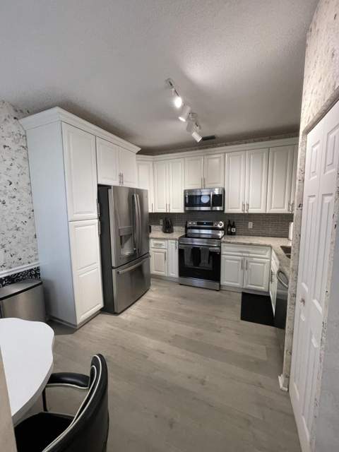 7941 Laina Lane #2, Boynton Beach FL - photo 9 of 56