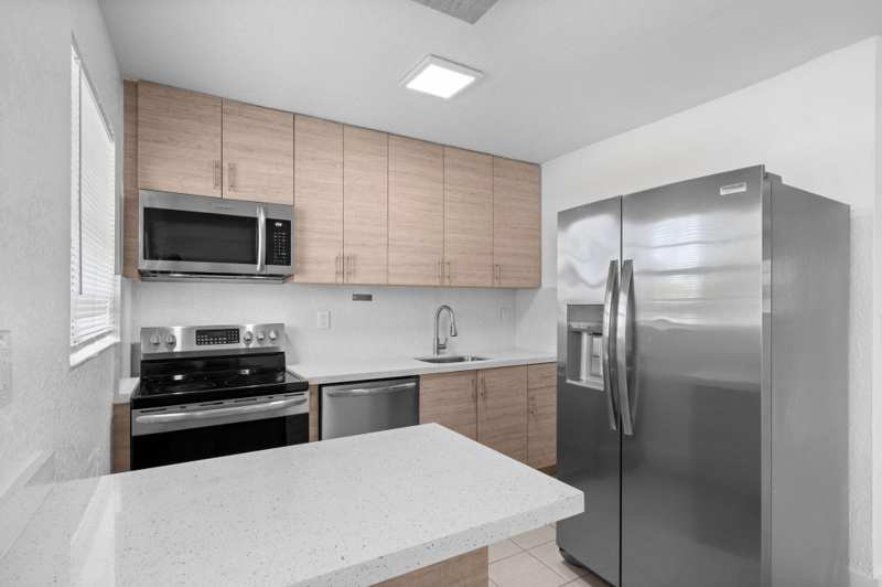 2 bedroom Condominium at 110 SE 2nd Street #103, Sevilla Palace At Hallandale, Hallandale Beach — photo 1