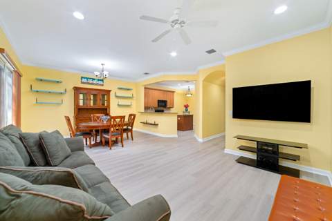 128 W Prive Circle, Delray Beach FL - photo 9 of 37