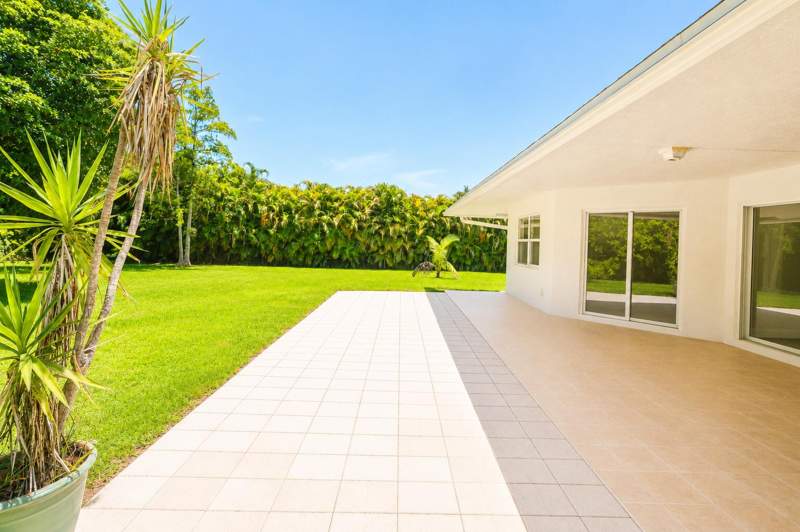 5 bedroom Single Family Residence at 16613 61st Place, 36-42-40~ S 242.9 Ft Of N 4502.2, Loxahatchee — photo 5