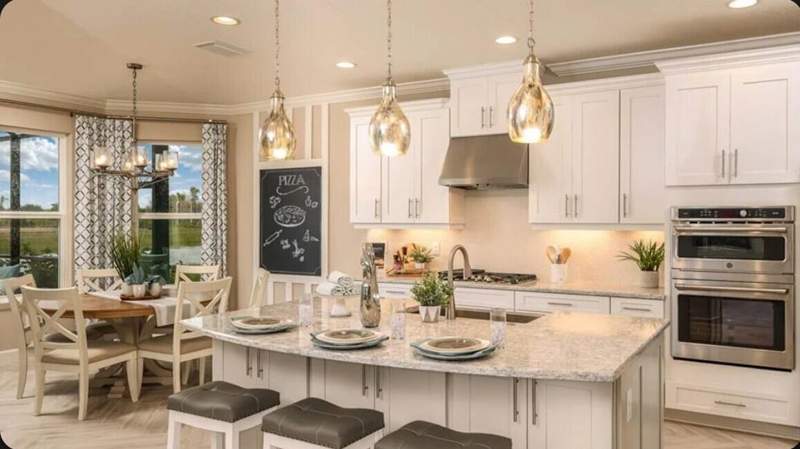 5 bedroom Single Family Residence at 468 SE Ranch Oak Circle, Veranda Oaks, Port St. Lucie — photo 2