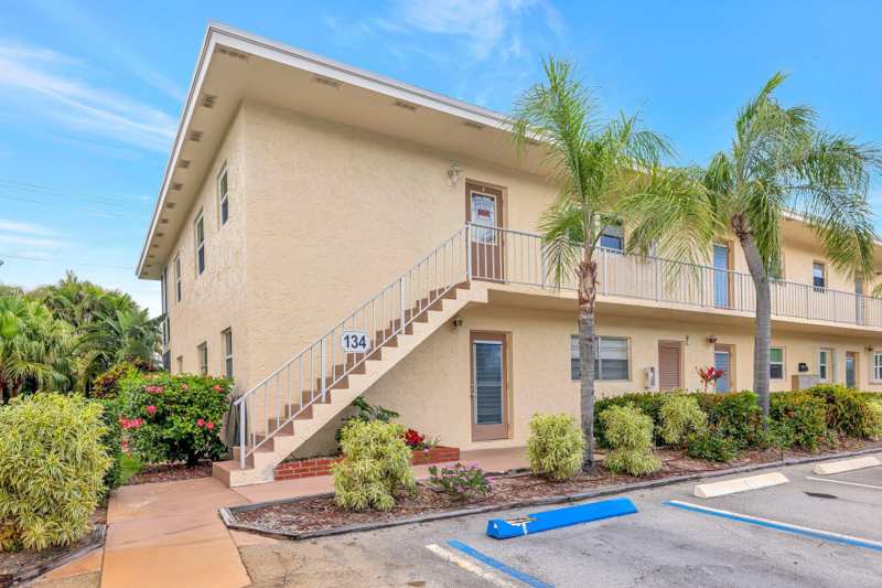 2 bedroom Condominium at 2950 SE Ocean Boulevard #134-5, Kingswood 3, Stuart — photo 1