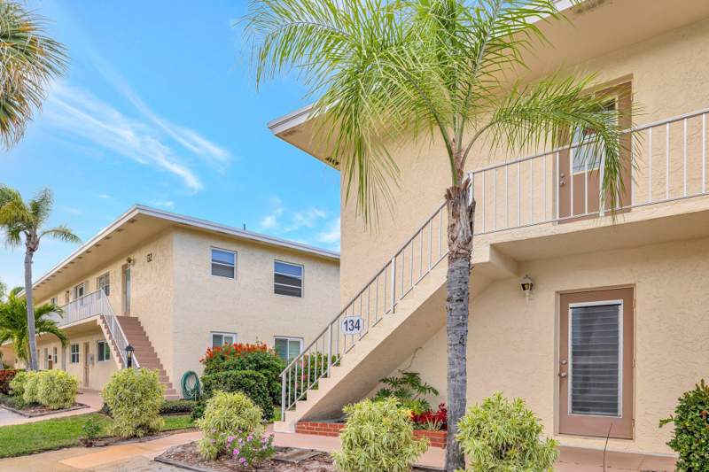 2 bedroom Condominium at 2950 SE Ocean Boulevard #134-5, Kingswood 3, Stuart — photo 2