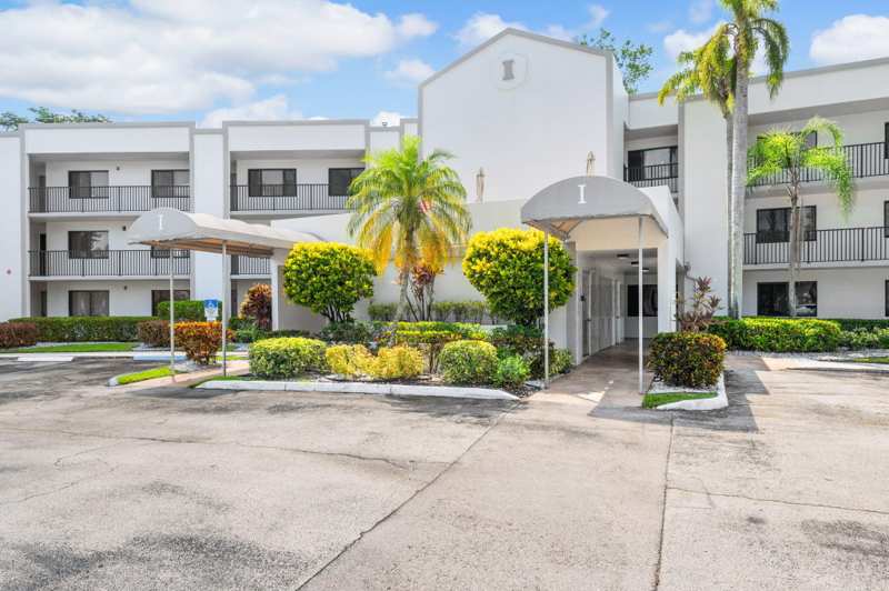 2 bedroom Condominium at 10837 W Clairmont Circle #208, Clairmont Condominium I, Tamarac — photo 1