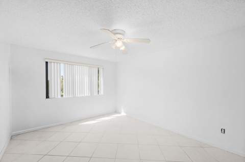 10837 W Clairmont Circle #208, Tamarac FL - photo 16 of 20
