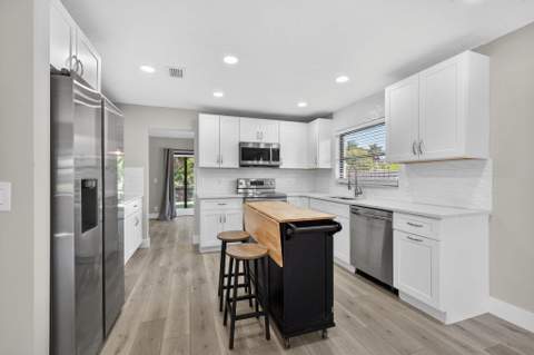 1202 Essex Drive, Wellington FL - photo 15 of 51