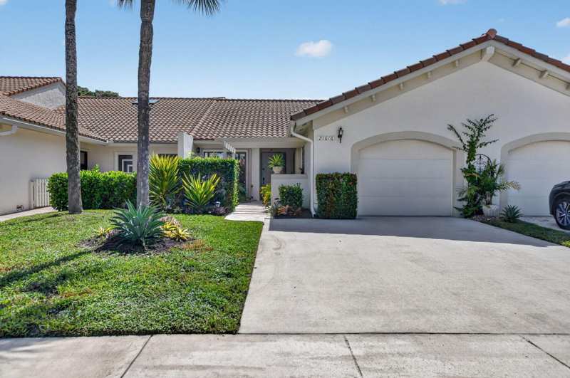 2 bedroom Townhouse at 21616 Guadalajara Avenue, Tiburon II Ph II, Boca Raton — photo 1
