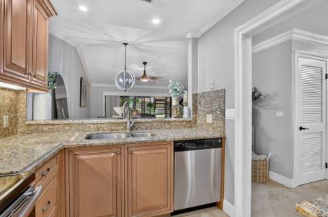 21616 Guadalajara Avenue, Boca Raton FL - photo 10 of 65