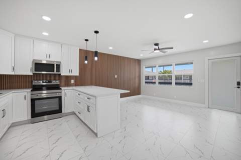 350 Farnham Q #350, Deerfield Beach FL - photo 6 of 20