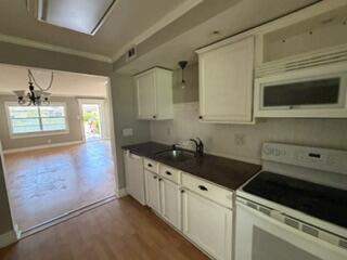 1 bedroom Condominium at 7300 NW 4th Place #105, Oriole Gardens 4 Condo, Margate — photo 4