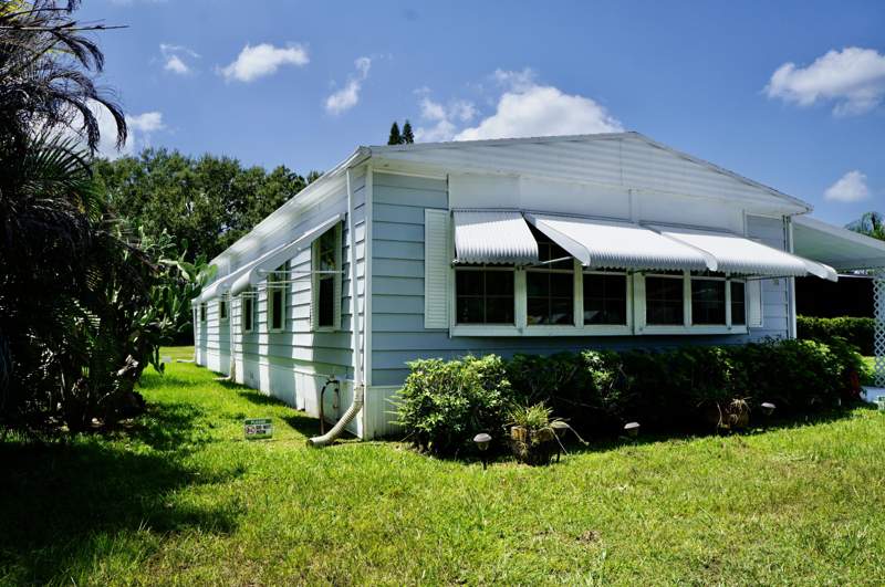 2 bedroom Manufactured Home at 50 W Caribbean, Spanish Lakes Golf, Port St. Lucie — photo 2