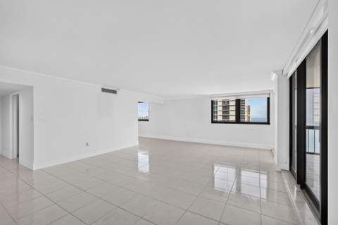 5380 N Ocean Drive #19F, Singer Island FL - photo 16 of 60
