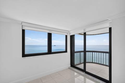 5380 N Ocean Drive #19F, Singer Island FL - photo 15 of 60
