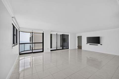 5380 N Ocean Drive #19F, Singer Island FL - photo 14 of 60