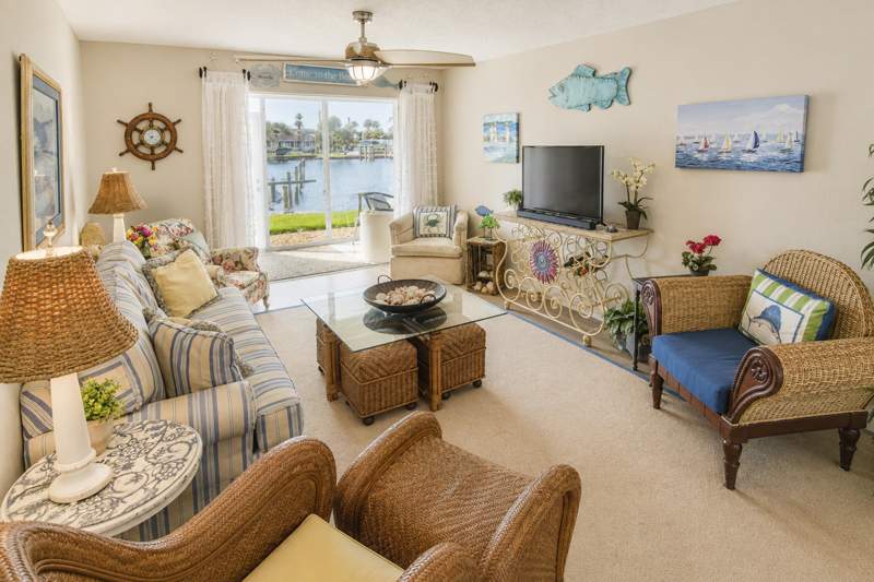 2 bedroom Condominium at 1351 Bayshore Drive #108, Colonnades Condominium No 11, Fort Pierce — photo 2