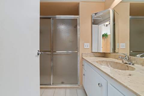 302 Deer Creek Wildwood Lane, Deerfield Beach FL - photo 17 of 36