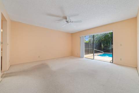 302 Deer Creek Wildwood Lane, Deerfield Beach FL - photo 19 of 36
