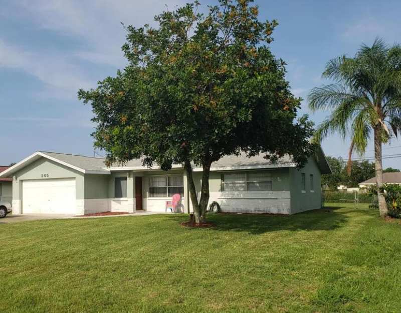 3 bedroom Single Family Residence at 365 NW Hogan Street, Port St Lucie Section 25, Port St. Lucie — photo 1