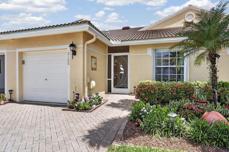 2 bedroom Villa at 2100 Stonington Terrace, Baywinds Rpd 3, West Palm Beach — photo 2