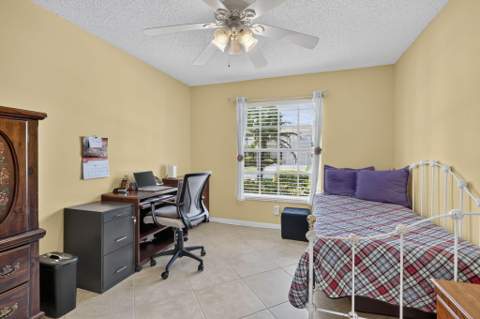 2100 Stonington Terrace, West Palm Beach FL - photo 6 of 50